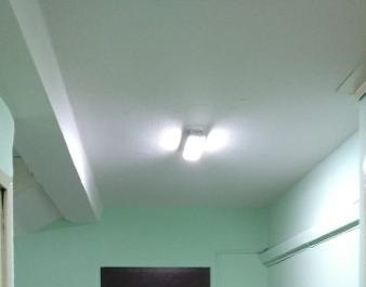 Жильцы с Абрамцевской в свои квартиры могут попасть только на ощупь