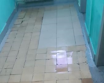 Пол в доме на Череповецкой натерли до блеска