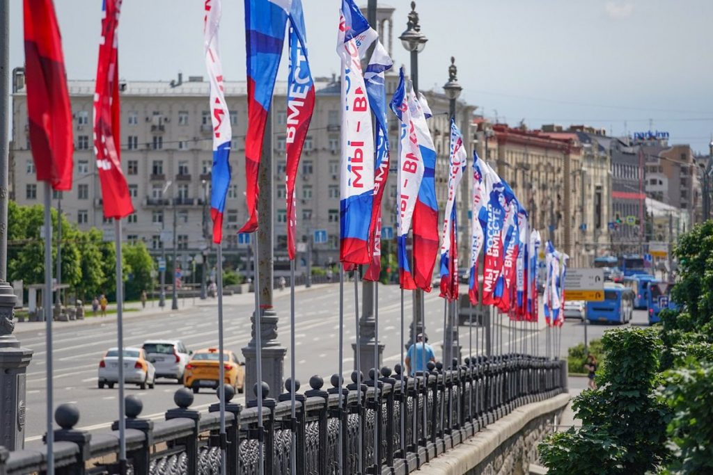 Отправляющиеся на службу по контракту отметили чёткую работу пункта отбора в Москве